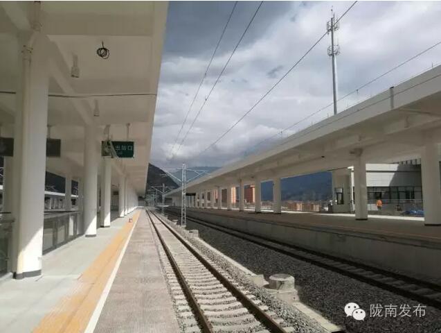 蘭渝鐵路最新進展!除胡麻嶺隧道外已全線鋪通