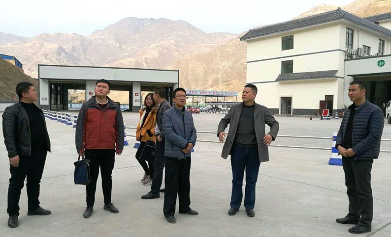 副總經理孫宏雷對下屬子公司負責人進行廉潔從業約談