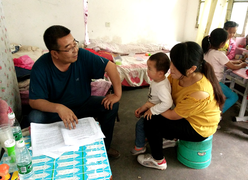 市龍江城鄉發展集團公司持續開展精準扶貧幫扶工作