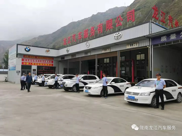 金錘鈑金，銀槍噴漆！龍江汽修值得信賴！