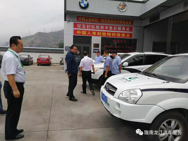 金錘鈑金，銀槍噴漆！龍江汽修值得信賴！