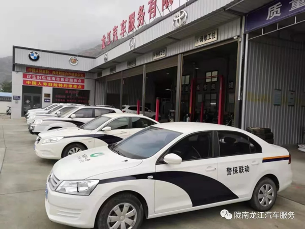 金錘鈑金，銀槍噴漆！龍江汽修值得信賴！